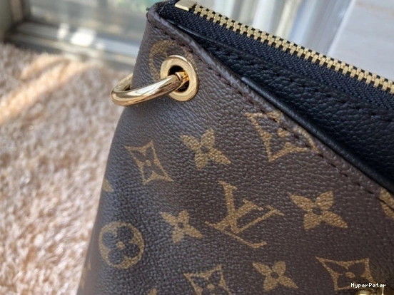 PALLAS Vuitton Louis 0821